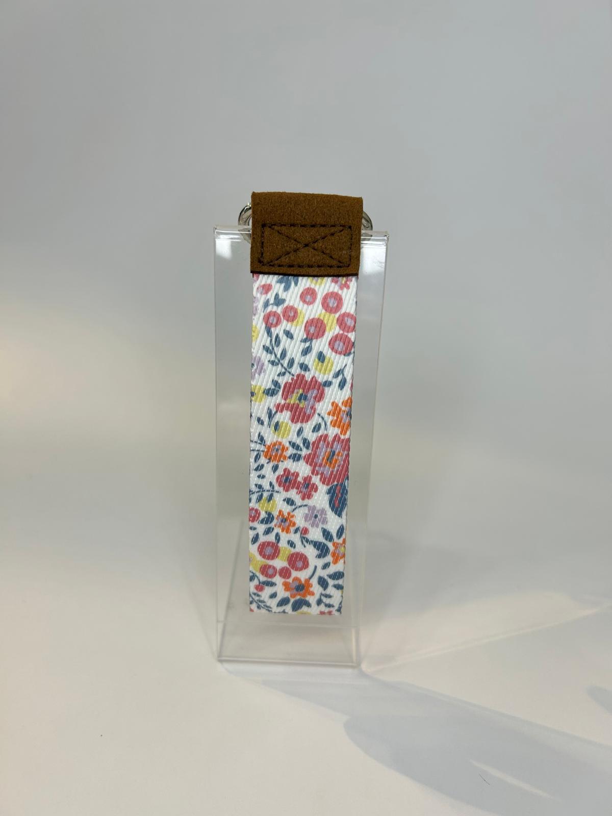 Porte-clés en tissu fleuri